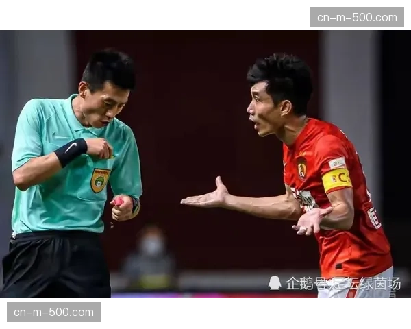上海申花客场0-2不敌武里南联 亚冠赛季提前一轮出局